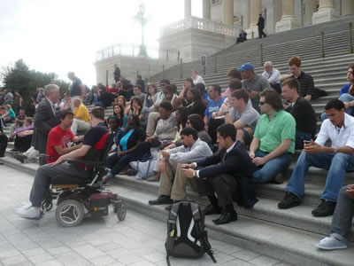 UAHuntsville students travel to D.C.  to observe Congress and a day of service